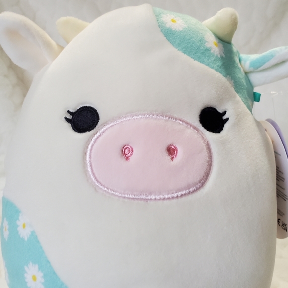 Belana the Cow Squishmallows Easter BNWT 8 Inch - Picture 7 of 8